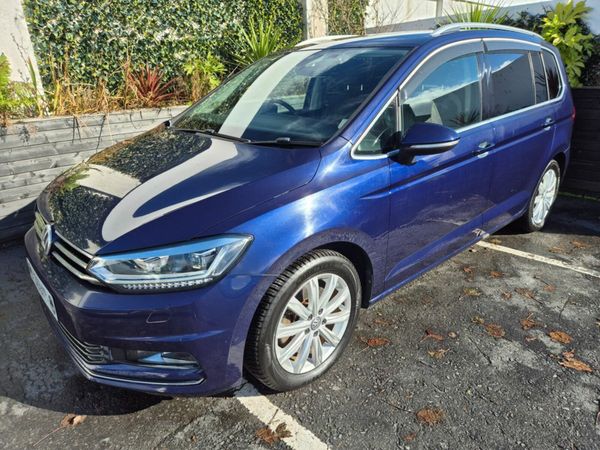 Volkswagen Touran MPV, Petrol, 2017, Blue