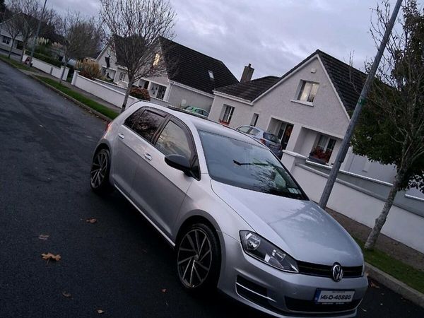 Volkswagen Golf Hatchback, Petrol, 2014, Silver