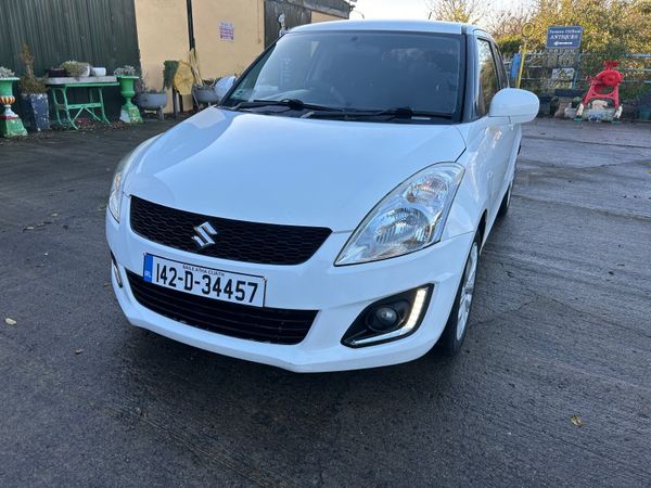 Suzuki Swift Hatchback, Petrol, 2014, White