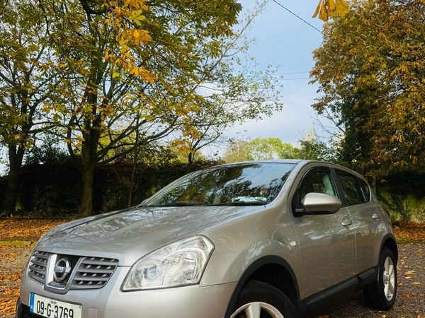 Nissan Qashqai Hatchback, Diesel, 2009, Silver