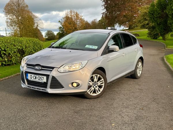 Ford Focus Hatchback, Diesel, 2012, Grey