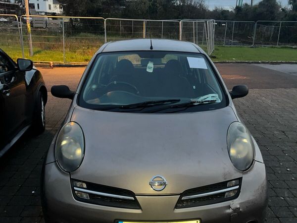 Nissan Micra Hatchback, Petrol, 2007, Gold