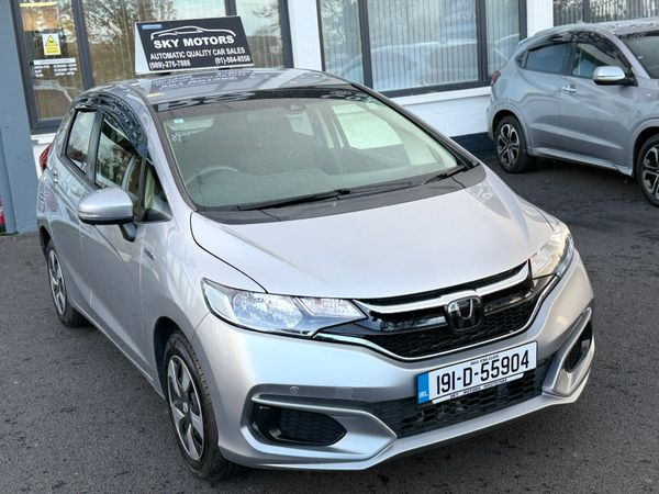 Honda Jazz Hatchback, Petrol Hybrid, 2017, Silver
