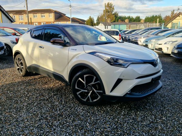 Toyota C-HR SUV, Petrol Hybrid, 2019, White