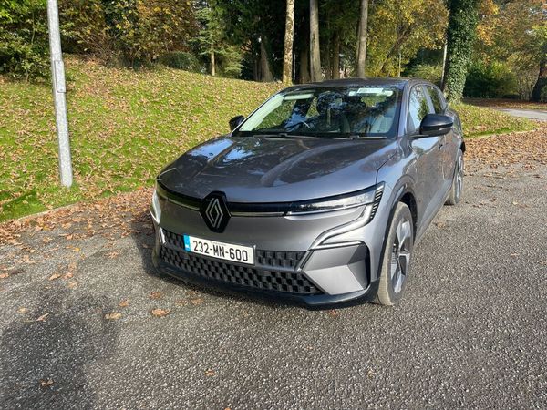 Renault Megane Hatchback, Electric, 2023, Grey