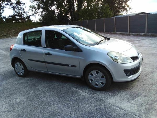 Renault Clio Hatchback, Ethanol Petrol, 2008, Silver