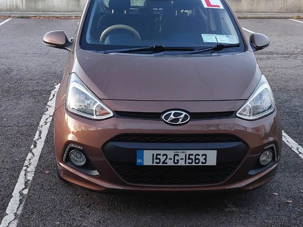 Hyundai i10 Hatchback, Petrol, 2015, Brown