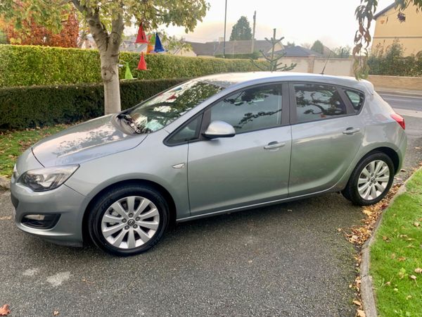 Opel Astra MPV, Diesel, 2013, Silver