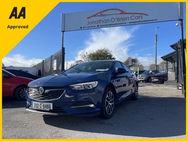 Opel Insignia Hatchback, Diesel, 2020, Blue