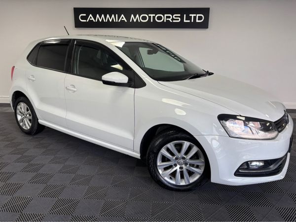 Volkswagen Polo Hatchback, Petrol, 2016, White