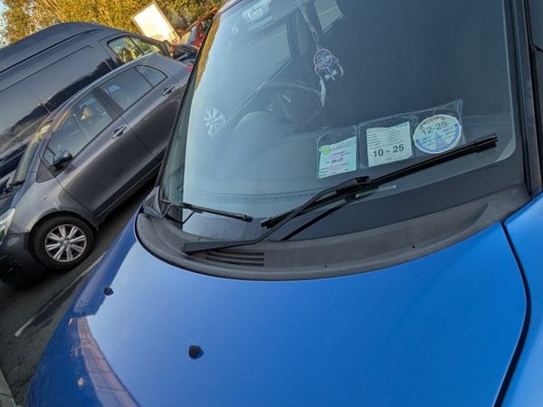 Suzuki Swift Hatchback, Petrol, 2006, Blue
