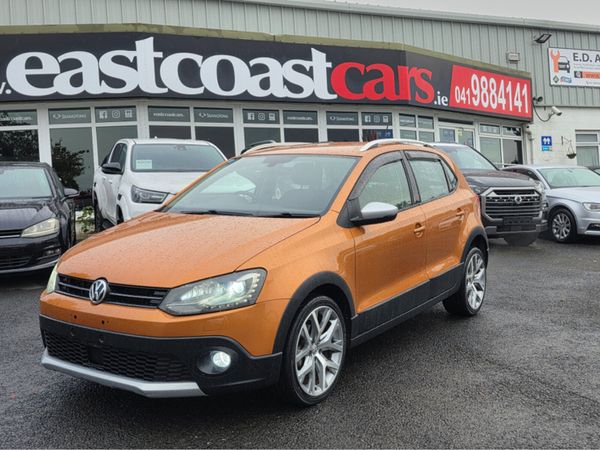 Volkswagen Polo Hatchback, Petrol, 2015, Orange