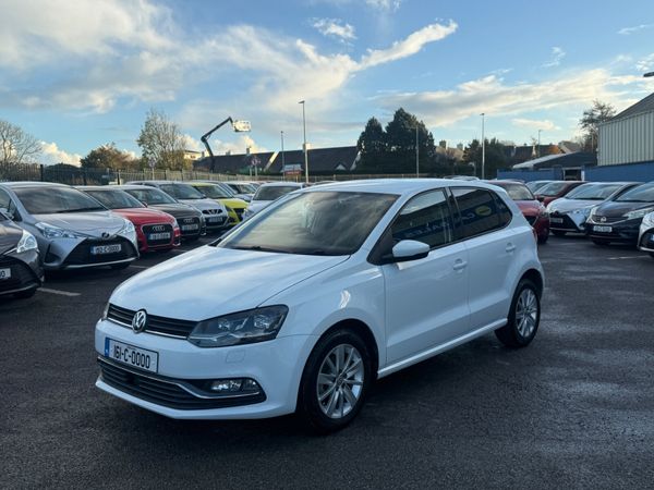 Volkswagen Polo Hatchback, Petrol, 2016, White