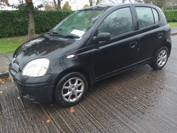 Toyota Yaris Hatchback, Petrol, 2005, Black