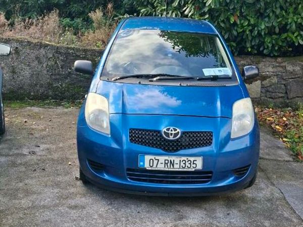 Toyota Yaris Hatchback, Petrol, 2007, Blue