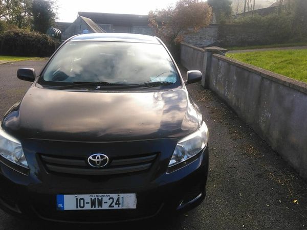 Toyota Corolla Saloon, Petrol, 2010, Black