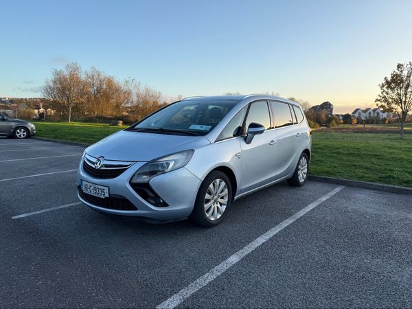 Vauxhall Zafira MPV, Diesel, 2016, Silver