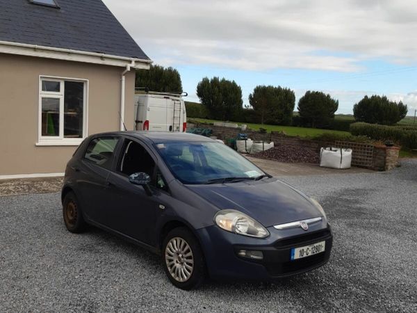 Fiat Punto Hatchback, Petrol, 2010, Blue