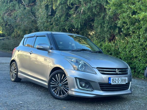 Suzuki Swift Hatchback, Petrol, 2015, Silver