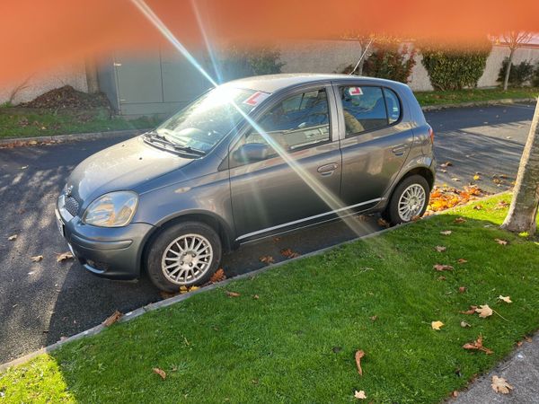 Toyota Yaris Hatchback, Petrol, 2004, Blue