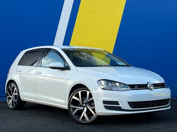 Volkswagen Golf Hatchback, Petrol, 2016, White