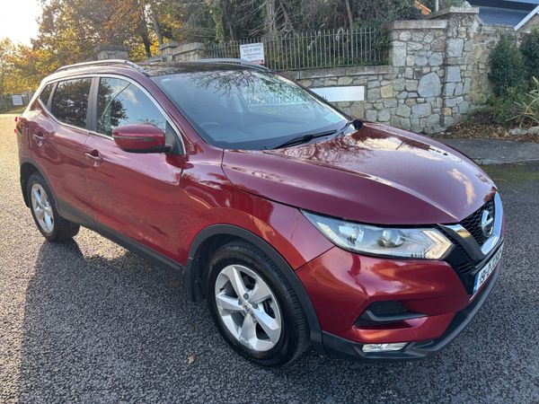 Nissan Qashqai MPV, Diesel, 2019, Red