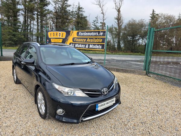 Toyota Auris Estate, Diesel, 2014, Grey