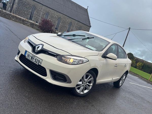 Renault Fluence Saloon, Diesel, 2014, Yellow