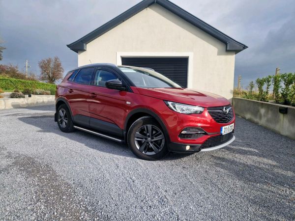 Opel Grandland X SUV, Diesel, 2021, Red