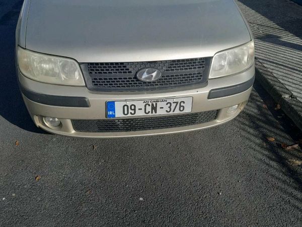 Hyundai Matrix MPV, Diesel, 2009, Gold
