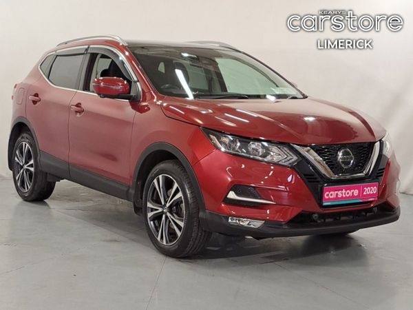 Nissan Qashqai MPV, Petrol, 2020, Red