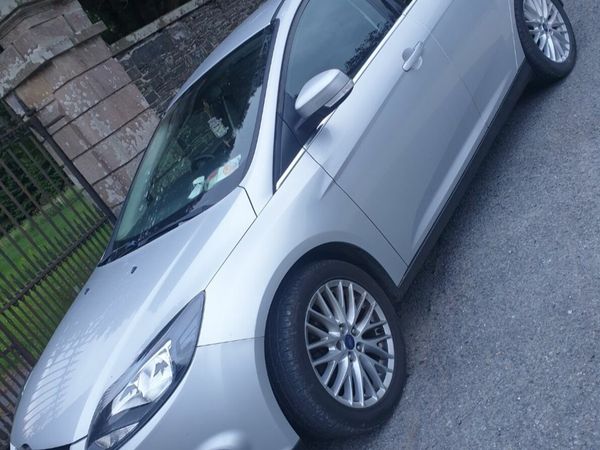 Ford Focus Hatchback, Diesel, 2014, Silver