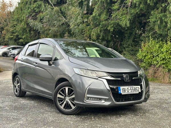 Honda Fit Hatchback, Petrol Hybrid, 2019, Grey