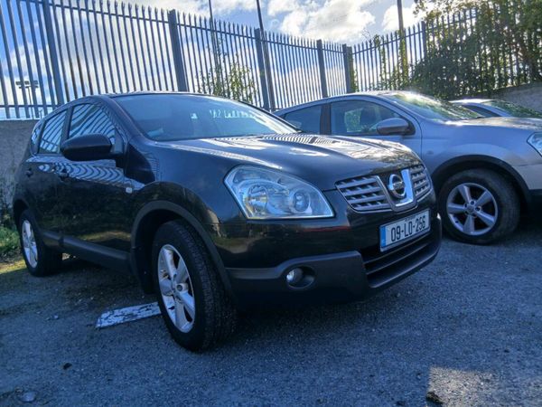 Nissan Qashqai Hatchback, Diesel, 2009, Silver