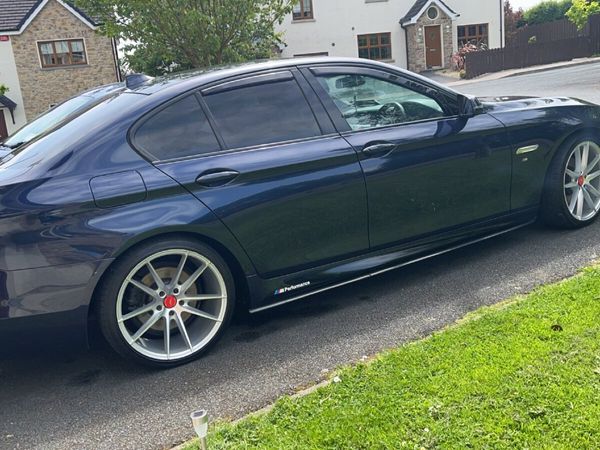 BMW 5-Series Saloon, Diesel, 2014, Blue