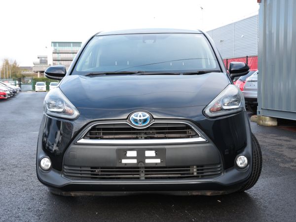 Toyota Sienta Hatchback, Petrol Hybrid, 2017, Black