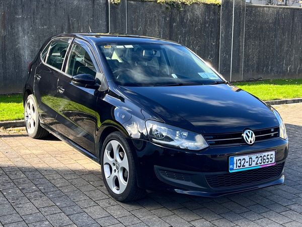 Volkswagen Polo Hatchback, Petrol, 2013, Black