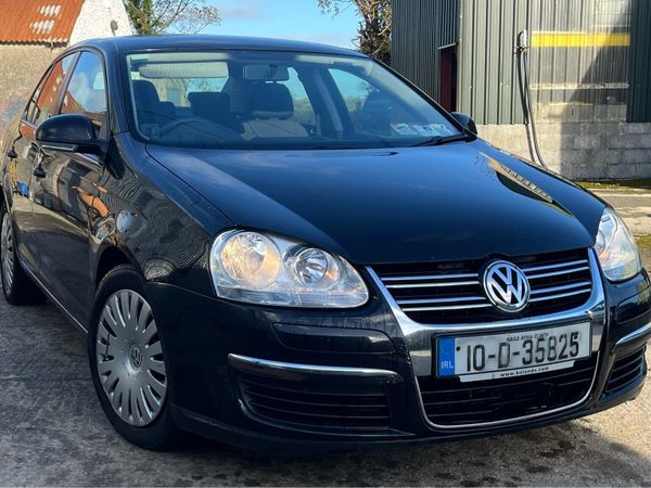 Volkswagen Jetta Saloon, Diesel, 2010, Black