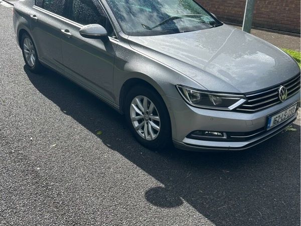 Volkswagen Passat Saloon, Diesel, 2016, Silver
