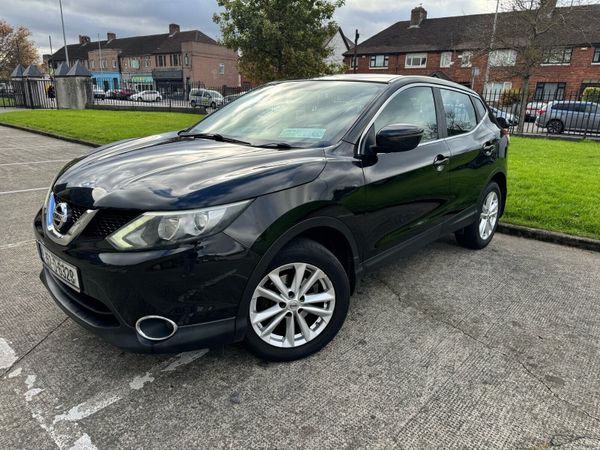 Nissan Qashqai Hatchback, Diesel, 2015, Black