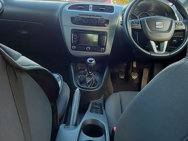 SEAT Leon Hatchback, Diesel, 2012, Grey