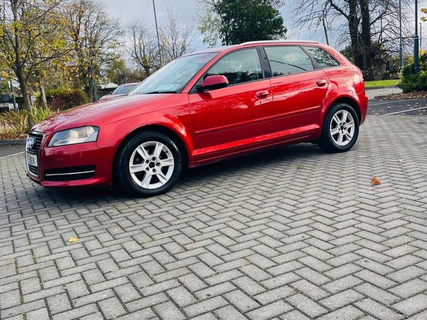 Audi A3 Hatchback, Diesel, 2011, Red