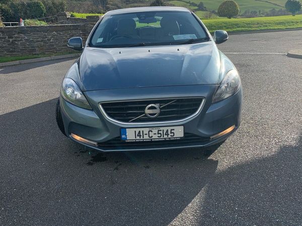 Volvo V40 Hatchback, Diesel, 2014, Blue