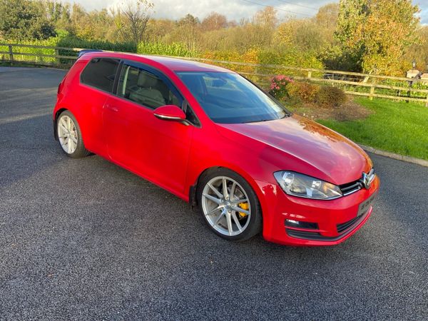 Volkswagen Golf Hatchback, Diesel, 2015, Red