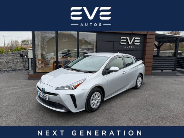 Toyota Prius Hatchback, Petrol Hybrid, 2022, Silver
