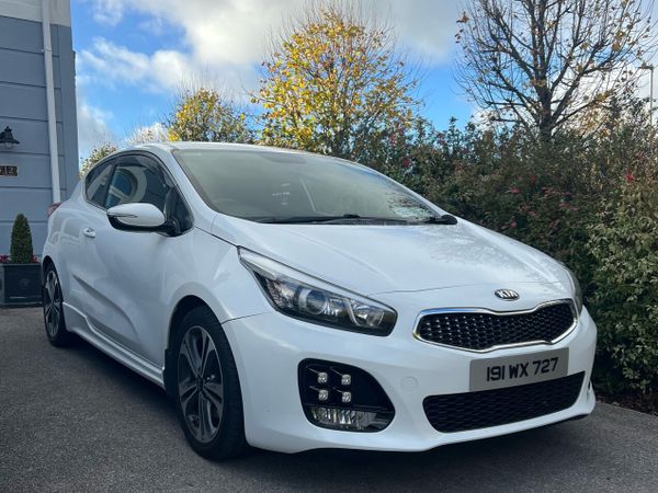 Kia Ceed Hatchback, Diesel, 2019, White