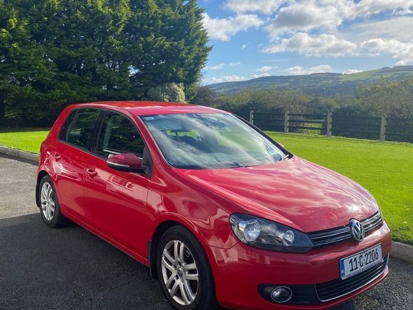 Volkswagen Golf Hatchback, Diesel, 2011, Red