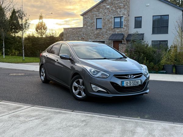 Hyundai i40 Saloon, Diesel, 2012, Silver