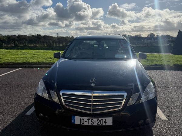 Mercedes-Benz E-Class Saloon, Diesel, 2010, Black