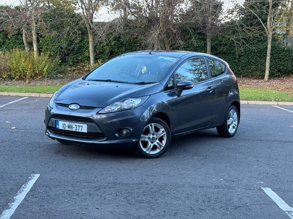 Ford Fiesta Hatchback, Diesel, 2010, Grey